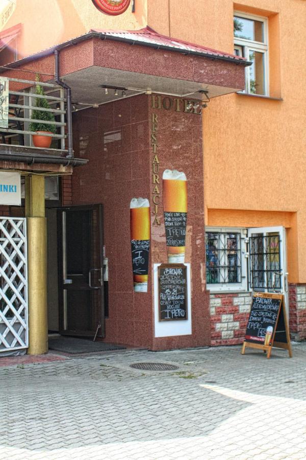 "Aleksandrowka" Restauracja I Noclegi Horyniec Bagian luar foto