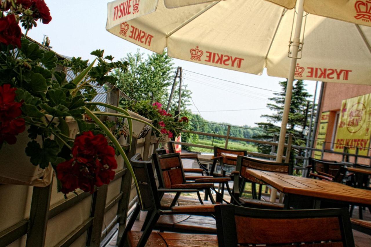 "Aleksandrowka" Restauracja I Noclegi Horyniec Bagian luar foto