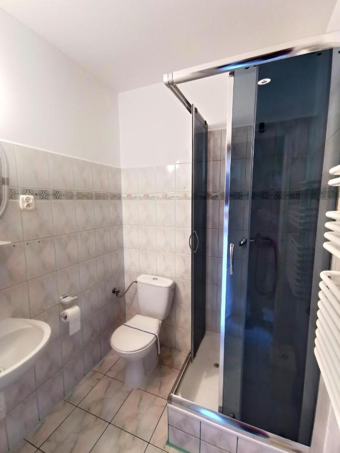 "Aleksandrowka" Restauracja I Noclegi Horyniec Bagian luar foto