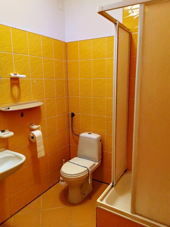 "Aleksandrowka" Restauracja I Noclegi Horyniec Bagian luar foto