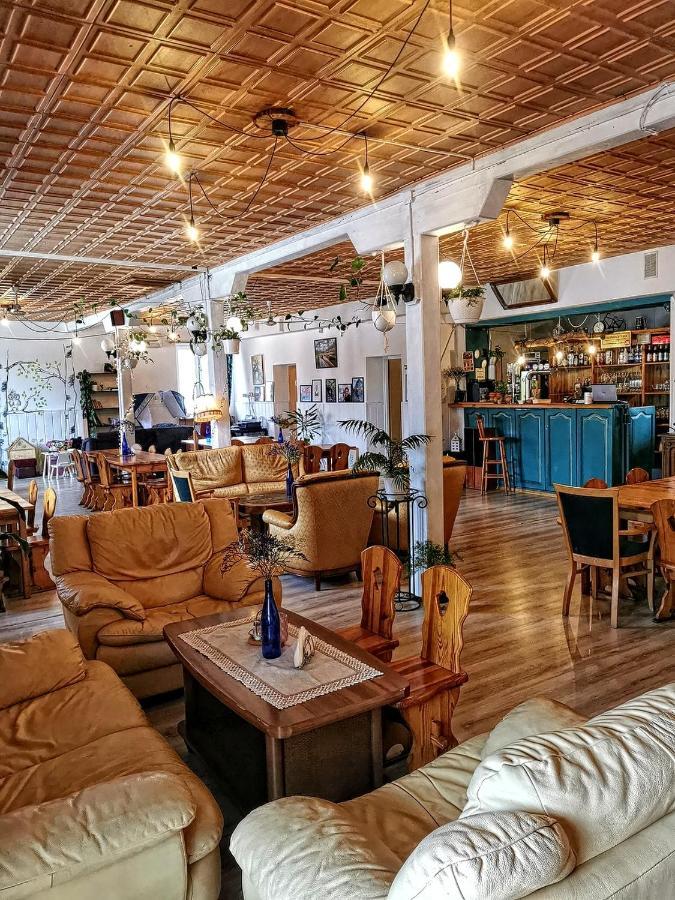 "Aleksandrowka" Restauracja I Noclegi Horyniec Bagian luar foto